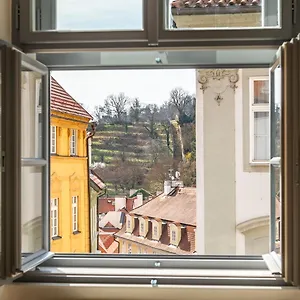 Aparthotel Primavera - Castle View, Prague