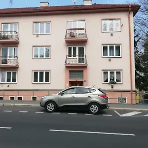 https://apartmany-monty.karlovyvary-hotels.com